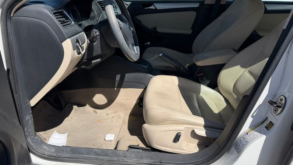 2013 Volkswagen Jetta 2.5L SE Convenience & Sunroof