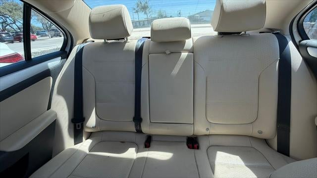 2013 Volkswagen Jetta 2.5L SE Convenience & Sunroof