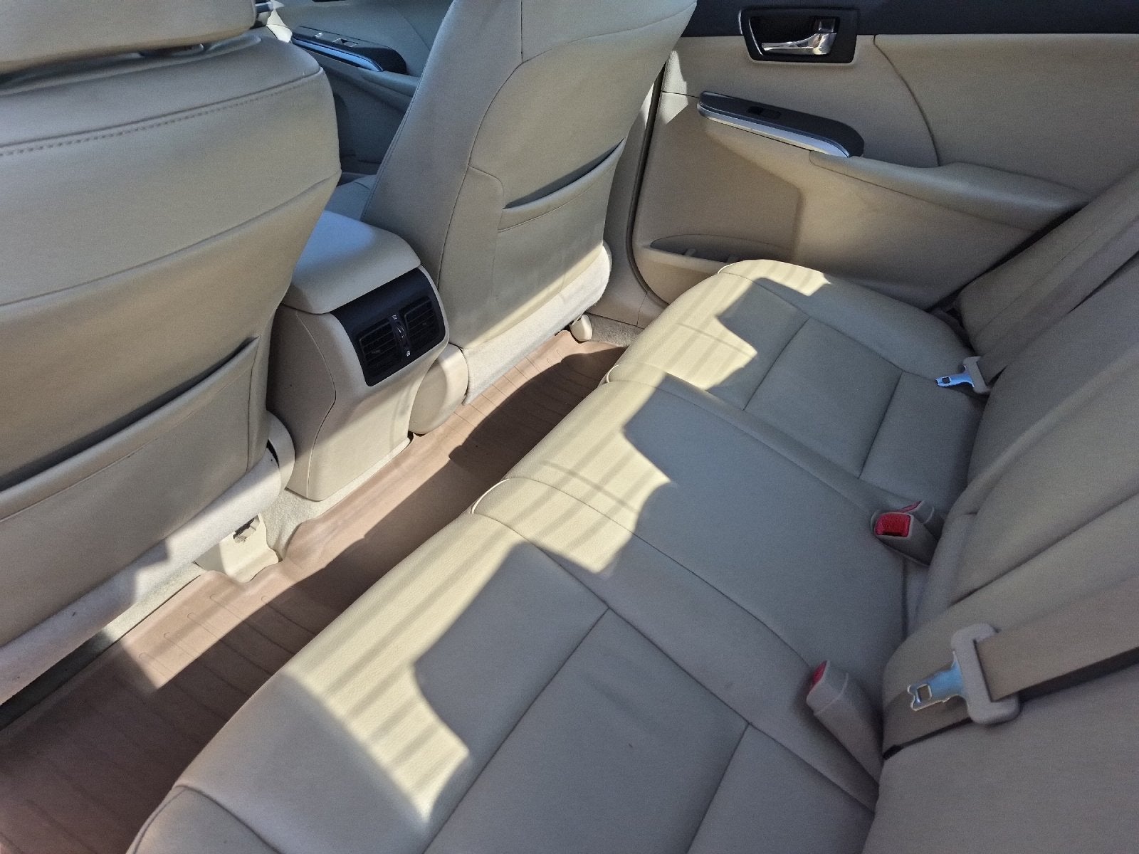 2012 Toyota Camry Hybrid XLE