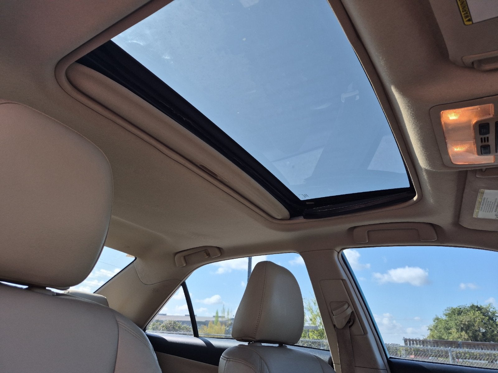 2012 Toyota Camry Hybrid XLE