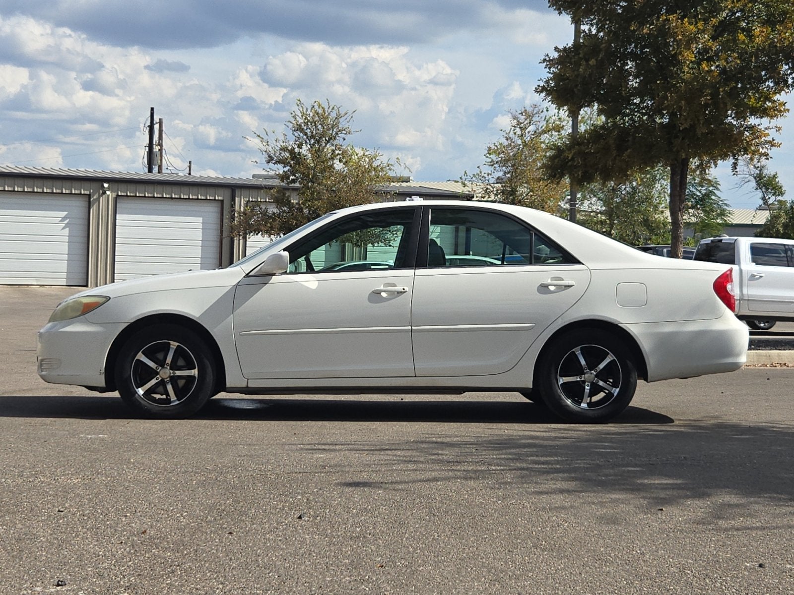2004 Toyota Camry LE