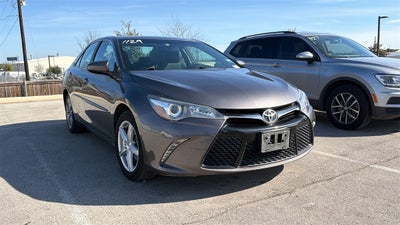 2017 Toyota Camry SE