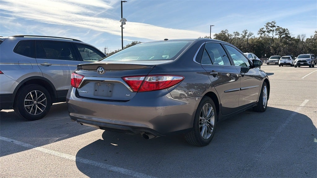 2017 Toyota Camry SE