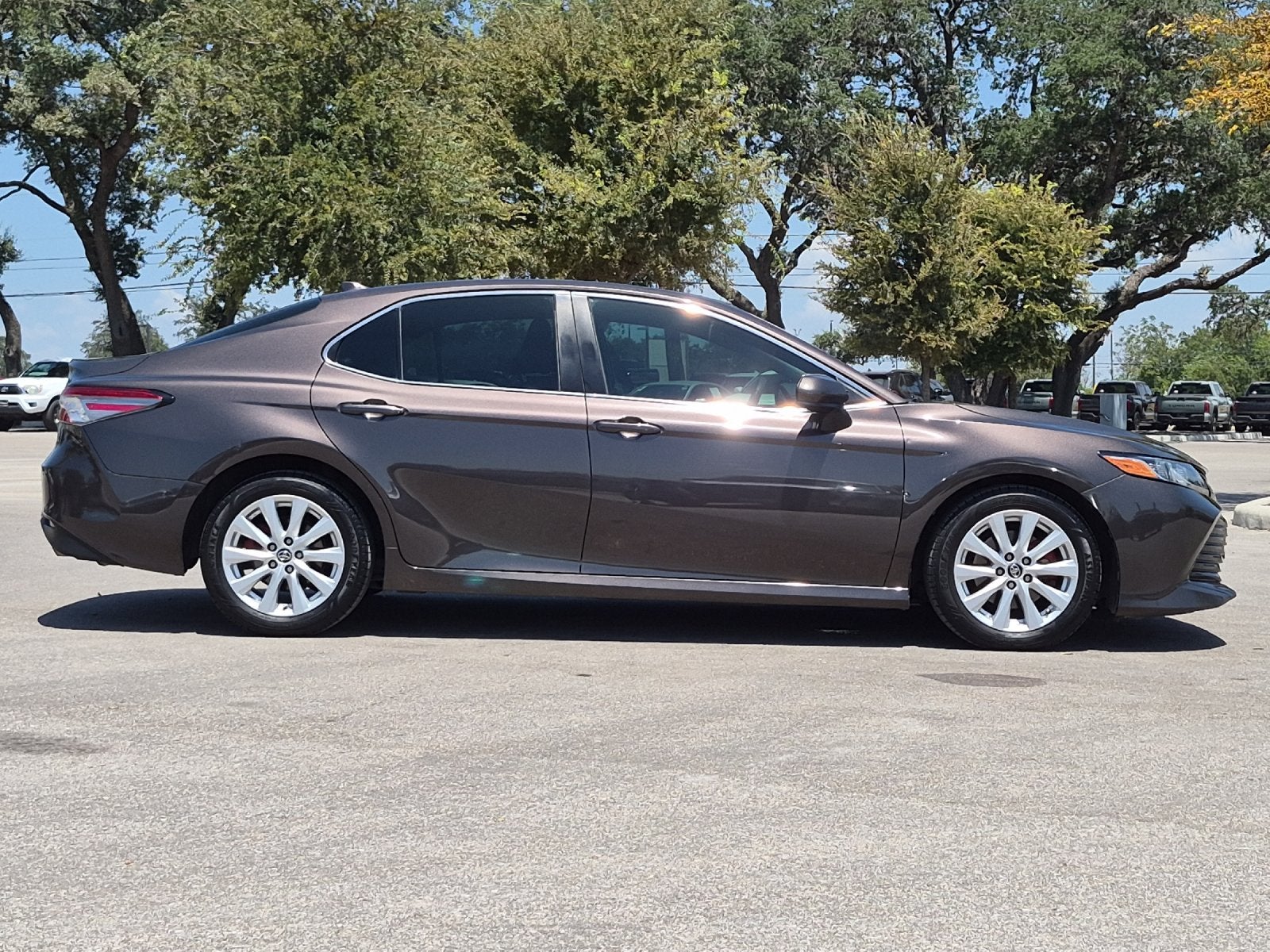 2020 Toyota Camry LE