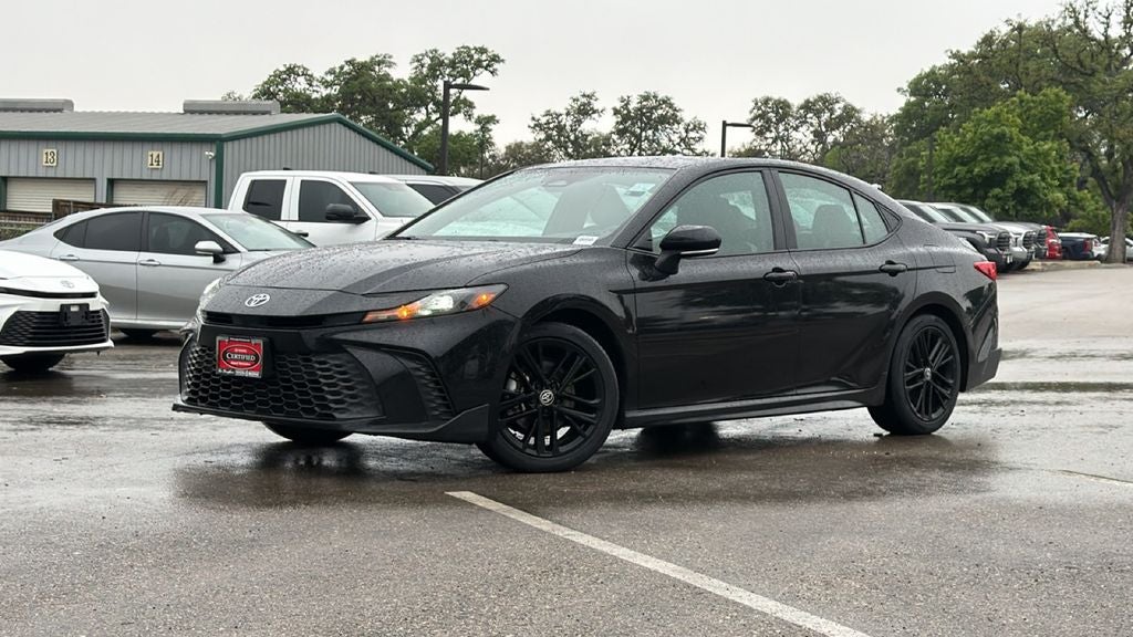 2025 Toyota Camry SE