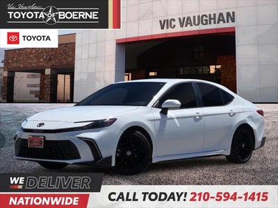 2025 Toyota Camry SE