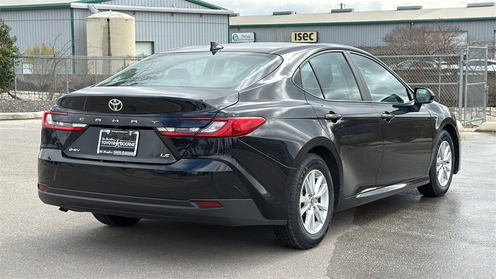 2025 Toyota Camry LE