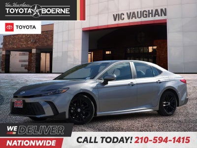 2025 Toyota Camry SE