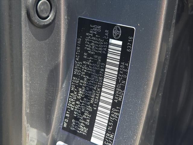 2025 Toyota Camry SE