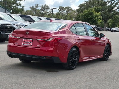 2025 Toyota Camry SE