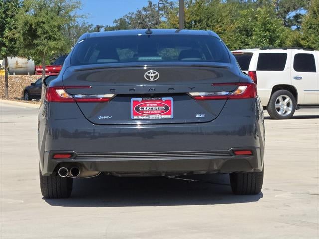 2025 Toyota Camry SE