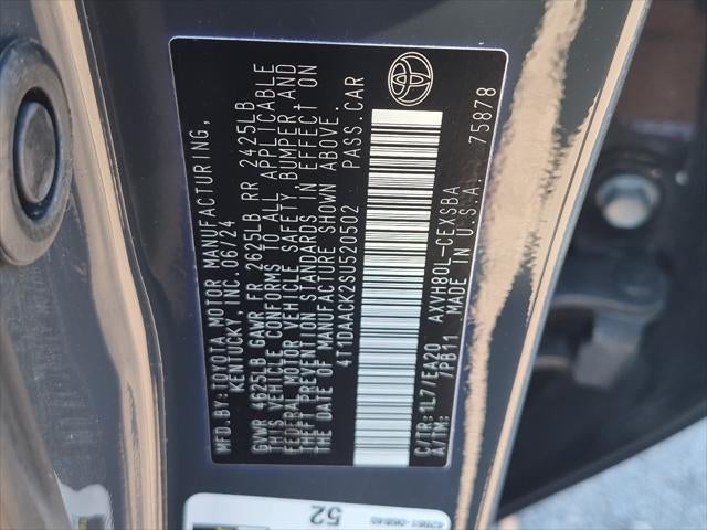 2025 Toyota Camry SE