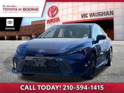 2025 Toyota Camry SE