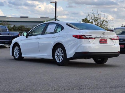 2025 Toyota Camry LE