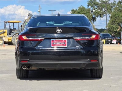 2025 Toyota Camry SE