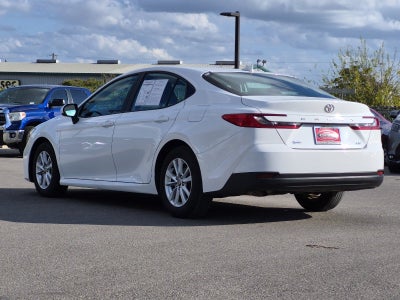 2025 Toyota Camry LE