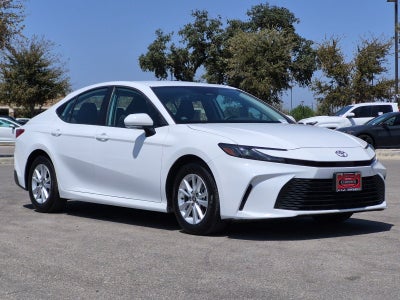 2025 Toyota Camry LE