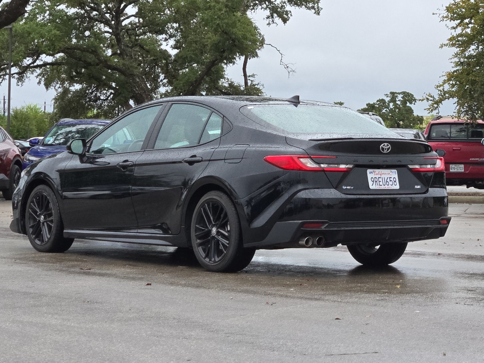 2025 Toyota Camry SE