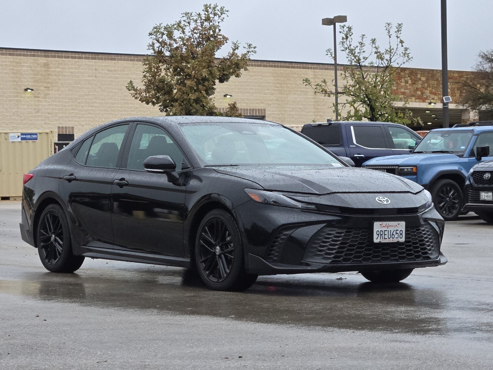 2025 Toyota Camry SE