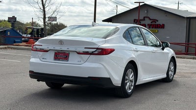 2025 Toyota Camry LE
