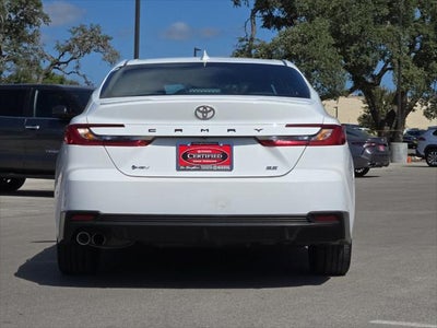 2025 Toyota Camry SE