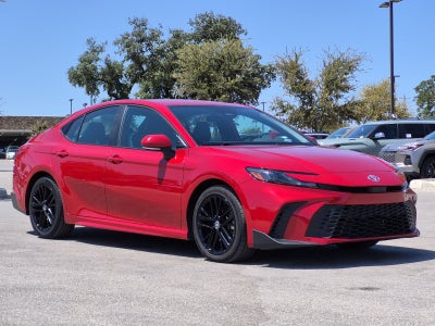 2025 Toyota Camry SE