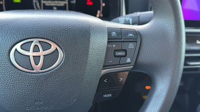 2025 Toyota Camry LE