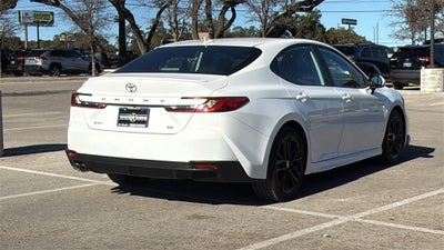 2025 Toyota Camry SE