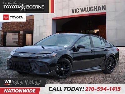2025 Toyota Camry SE