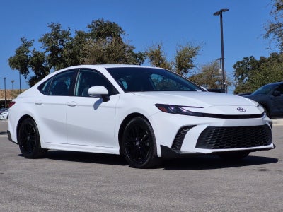 2025 Toyota Camry SE