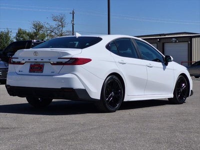 2025 Toyota Camry SE