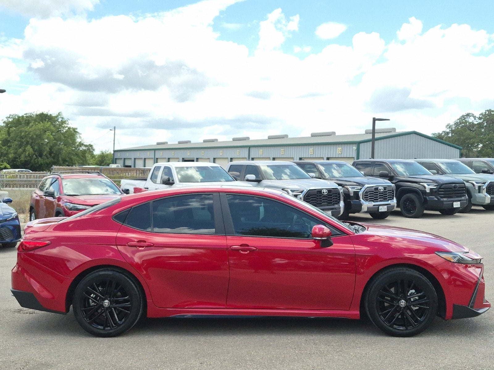 2025 Toyota Camry SE
