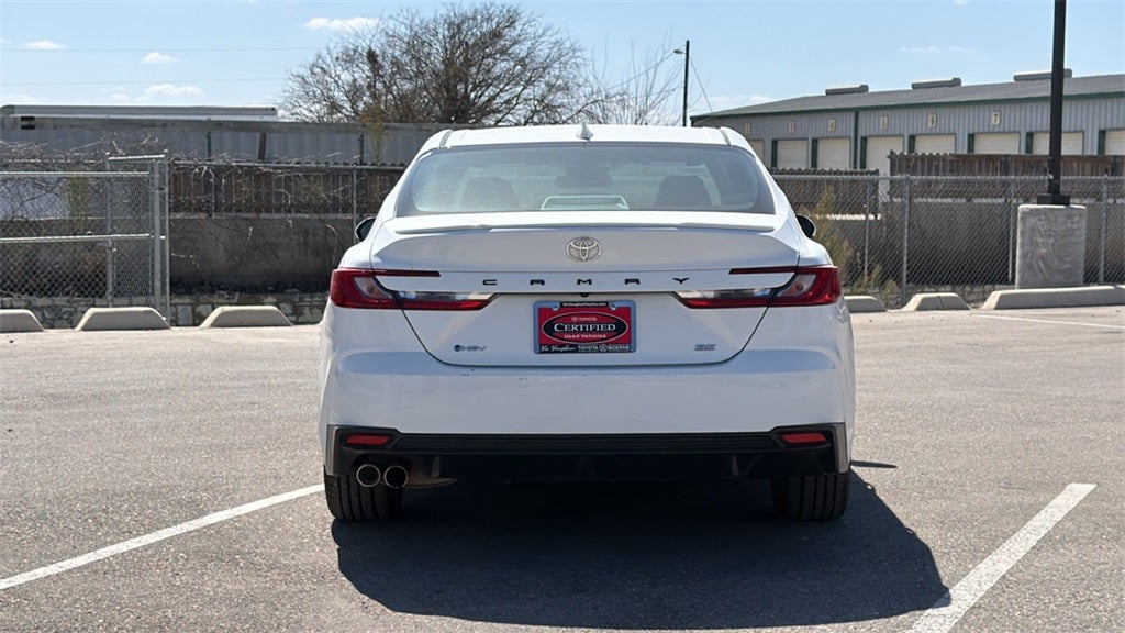 2025 Toyota Camry SE