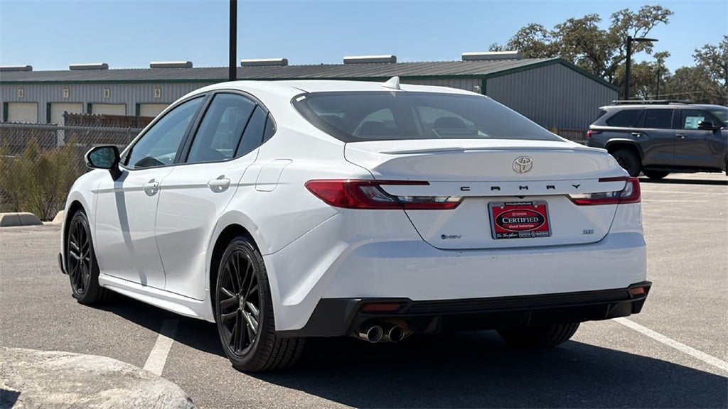 2025 Toyota Camry SE