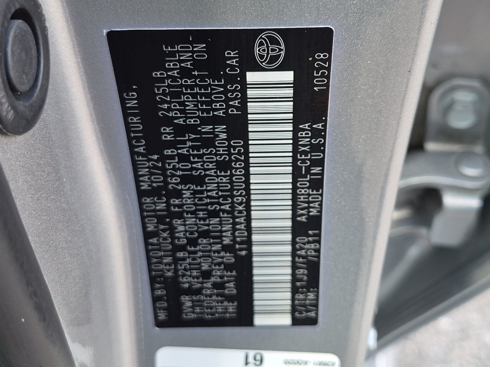 2025 Toyota Camry LE