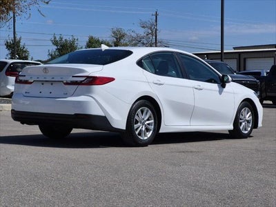 2025 Toyota Camry LE