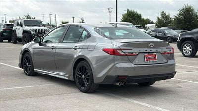2025 Toyota Camry SE