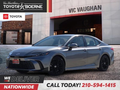 2025 Toyota Camry SE