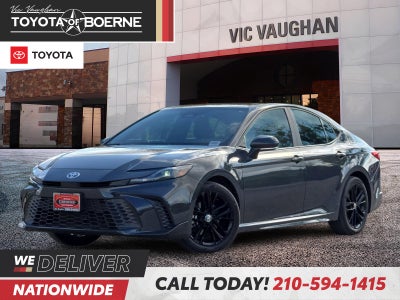 2025 Toyota Camry SE