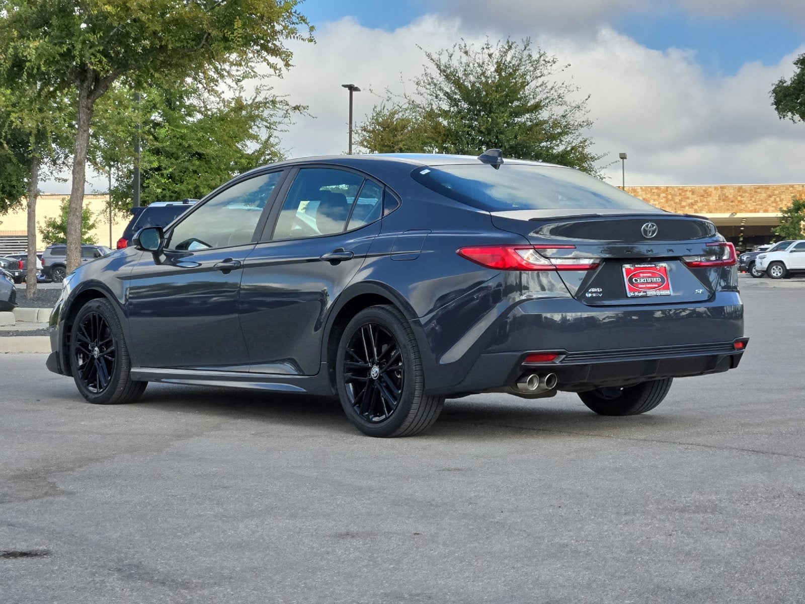 2025 Toyota Camry SE