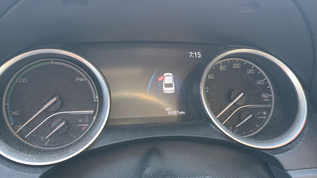 2021 Toyota Camry Hybrid XLE