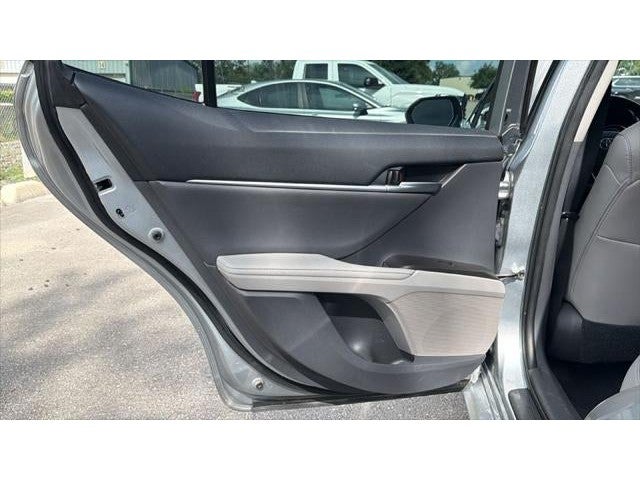2021 Toyota Camry Hybrid XLE
