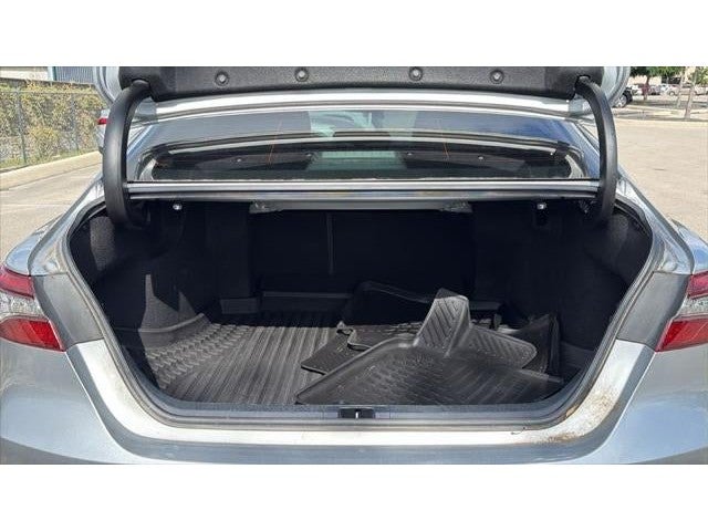 2021 Toyota Camry Hybrid XLE
