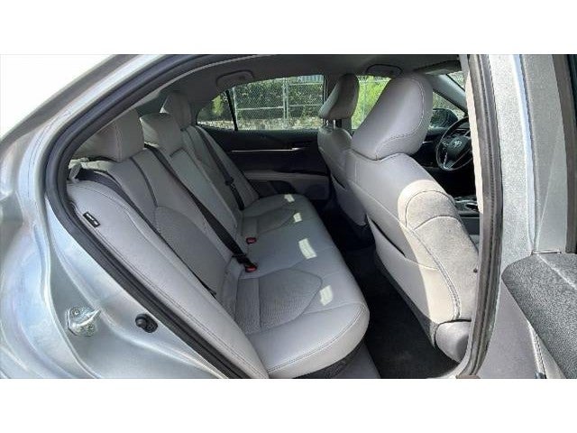 2021 Toyota Camry Hybrid XLE