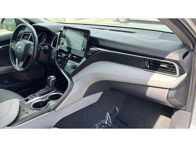 2021 Toyota Camry Hybrid XLE