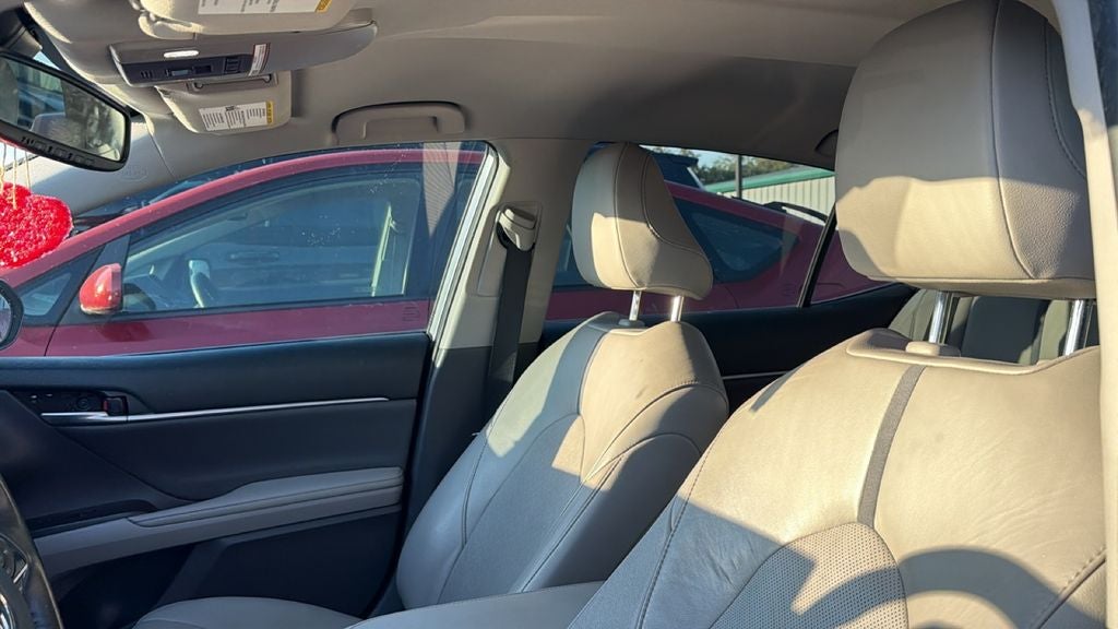 2021 Toyota Camry Hybrid XLE