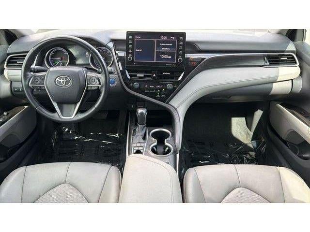 2021 Toyota Camry Hybrid XLE