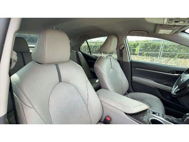 2021 Toyota Camry Hybrid XLE