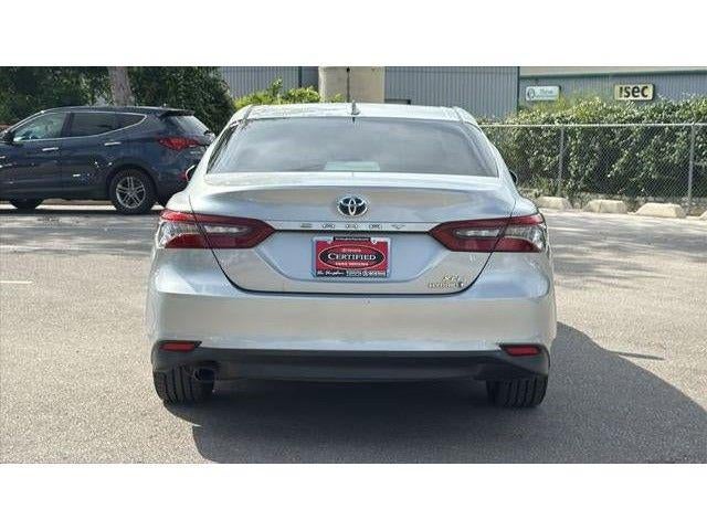 2021 Toyota Camry Hybrid XLE