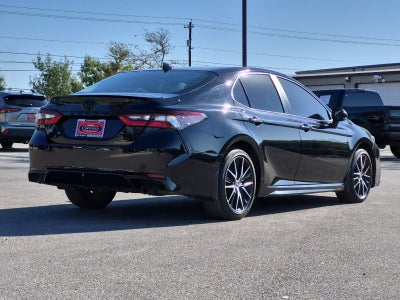 2024 Toyota Camry SE